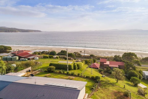 Seaview Family Retreat - Hotel QLD 1