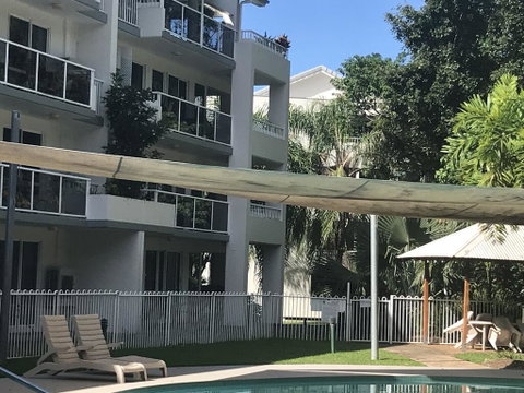 Secluded Tropical Apartment - Hotel QLD 1