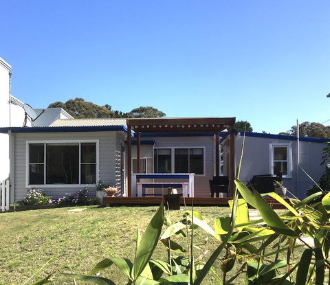Shellharbour Beach Cottage - Walk Onto Patrolled Beach With Flags In Summer - Hotel QLD 1