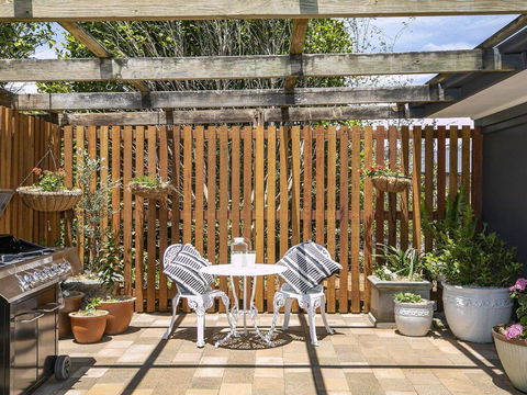 Silky Oak Cottage - Cosy With Country Views - Hotel QLD 1