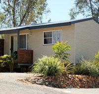 Silver Wattle Cabins - Hotel QLD