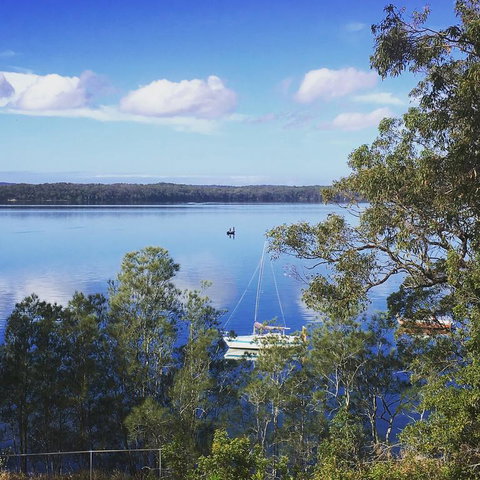 SilverWaters Waterfront Accommodation - Hotel QLD 3