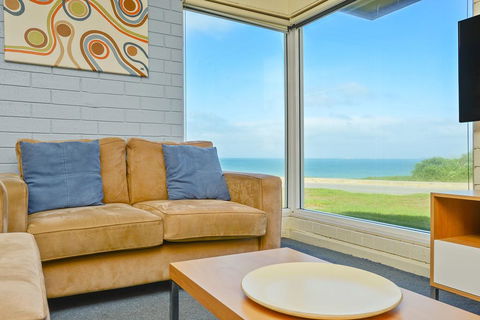 South Seas Beachfront Apartments - Hotel QLD 2