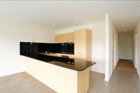 Spectacular River Views In Fabulous Footscray. - Hotel QLD 3