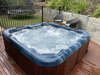 Springbank Spa  Surf