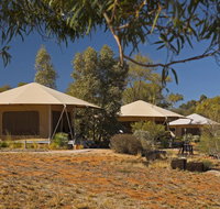 Squeakywindmill Boutique Tent BB - Hotel QLD