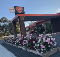 Statesman Motor Inn - Hotel QLD