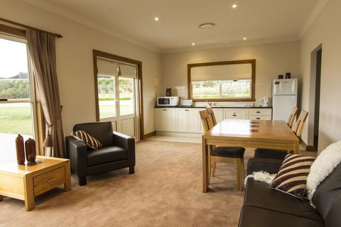 Stay Bathurst - Hotel QLD 1