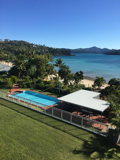 Stunning Catseye Beach Location With Amazing Views - Hibiscus 207 - Hotel QLD 1
