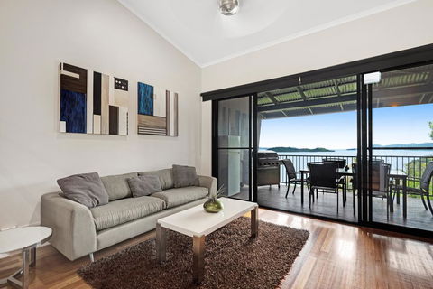 Stunning Panorama Apartments - Hotel QLD 2