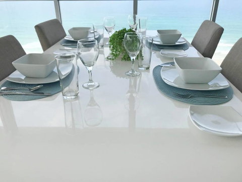 Stunning Views, Air On Broadbeach!Wine, Wifi, Parking - Hotel QLD 3