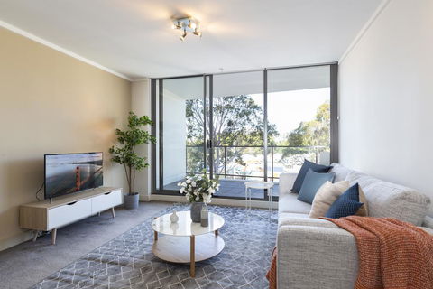 Stylish Apartment Minutes From City And Airport - Hotel QLD 0
