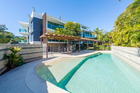 Stylish Beach Side Apartment - Unit 5 - 33 Lorikeet Drive - Hotel QLD 0