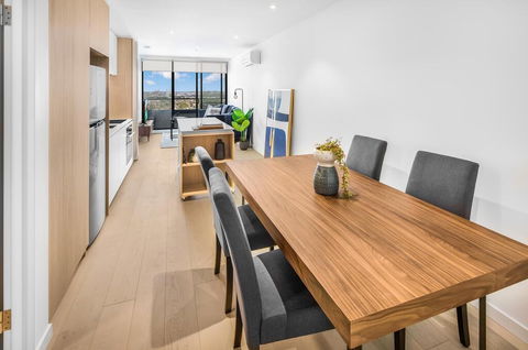 Stylish One-Bed Apartment With Balcony And Parking - Hotel QLD 2