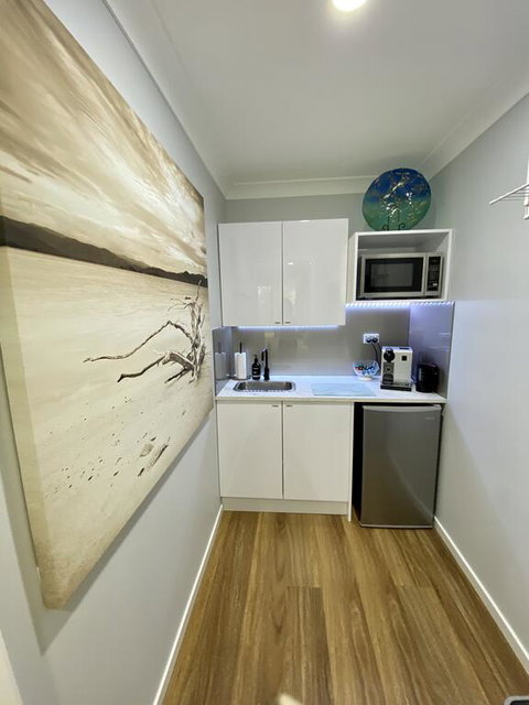 STYLISH UNIT - CLOSE TO DREAMWORLD - Hotel QLD 3