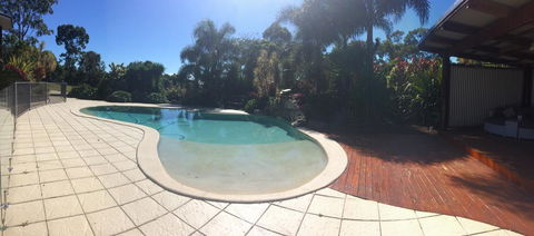 TAKURA HEIGHTS Modern Country Apartment With Pool Access - Hotel QLD 1