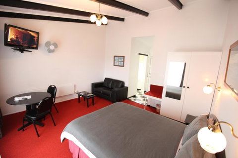 The Fox And Hounds Historic Hotel - Hotel QLD 34