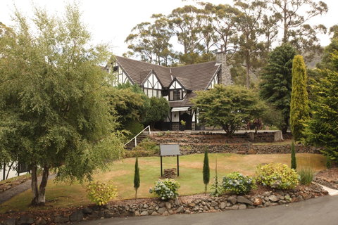 The Fox And Hounds Historic Hotel - Hotel QLD 39