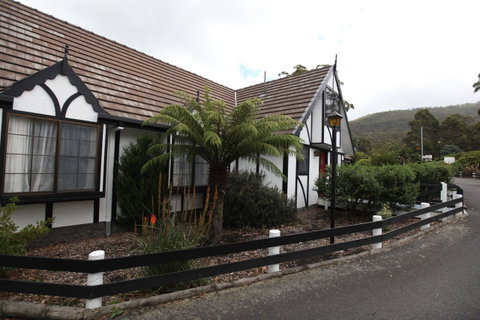 The Fox And Hounds Historic Hotel - Hotel QLD 29