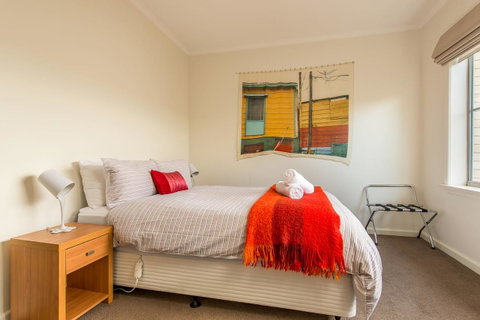 City Lights - Hotel QLD 13