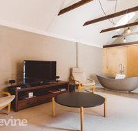 Devine Stays - Hayloft on ELizabeth - Hotel QLD