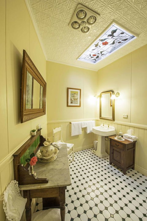 Touchwood Cottages - Hotel QLD 36