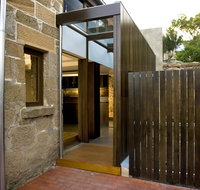 Stone Flower - Hotel QLD