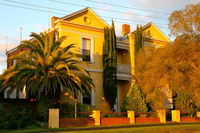 Book Castlemaine Accommodation Vacations Hotel QLD Hotel QLD