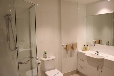 130 At The Waves - Hotel QLD 16