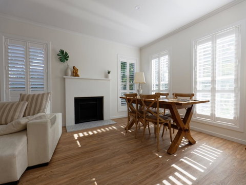 Sandymount - Hotel QLD 17