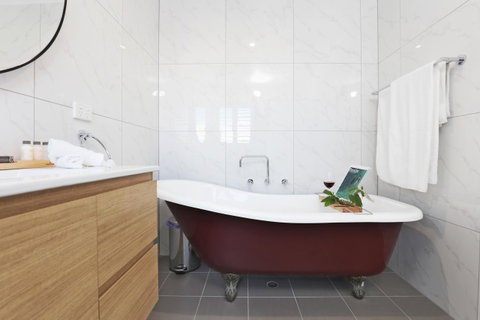 Sandymount - Hotel QLD 11