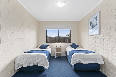 Allambi Holiday Apartments - Hotel QLD 6