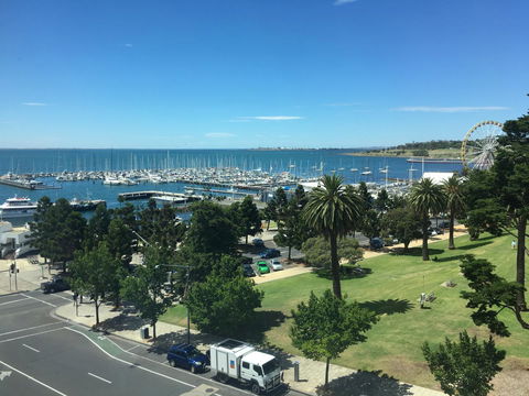 Geelong Waterfront Penthouse Apartment - Hotel QLD 2