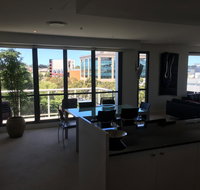 Geelong Waterfront Penthouse Apartment - Hotel QLD