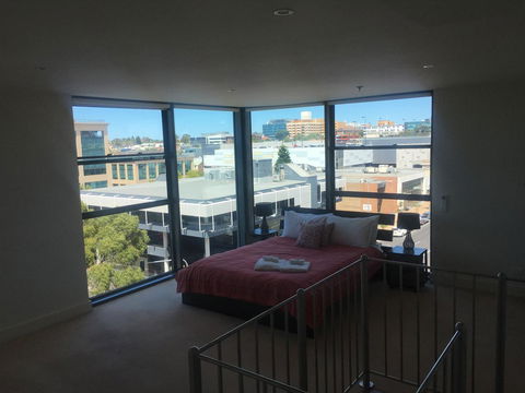 Geelong Waterfront Penthouse Apartment - Hotel QLD 12