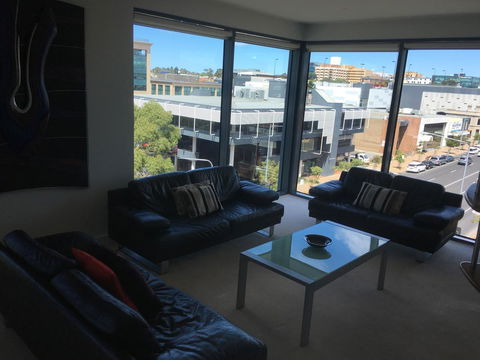 Geelong Waterfront Penthouse Apartment - Hotel QLD 9