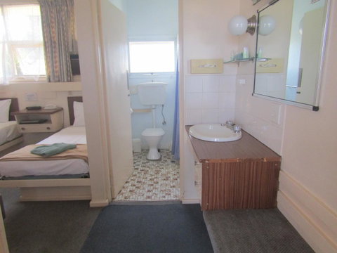 Twin City Motor Inn - Hotel QLD 15
