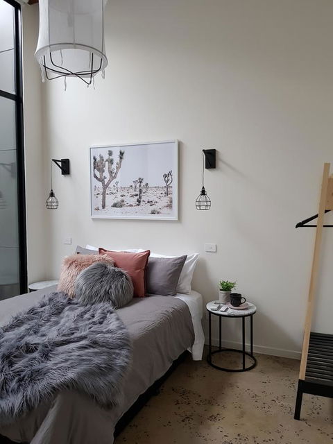 THE WAREHOUSE APARTMENTS - Hotel QLD 0