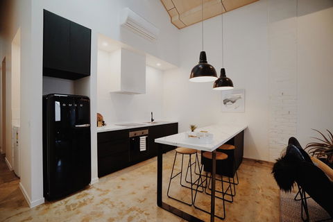 THE WAREHOUSE APARTMENTS - Hotel QLD 11