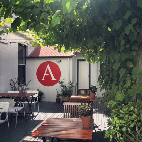 Athelstane House - Hotel QLD 3