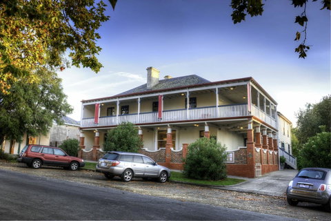 Athelstane House - Hotel QLD 1