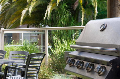 Tropicana Motor Inn - Hotel QLD 43