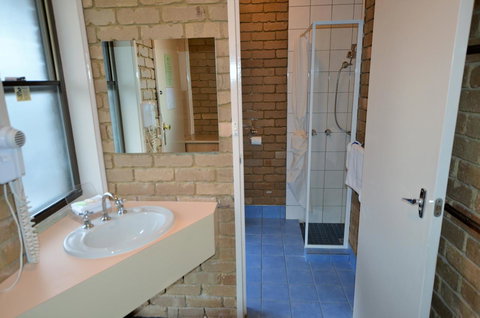 Tropicana Motor Inn - Hotel QLD 11