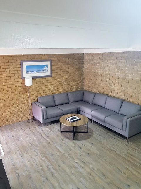 Tropicana Motor Inn - Hotel QLD 25