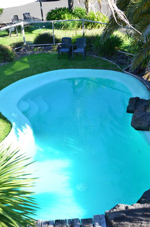 Tropicana Motor Inn - Hotel QLD 1