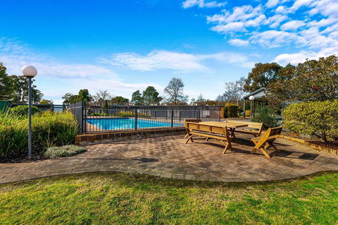 Quality Inn & Suites Traralgon - Hotel QLD 4
