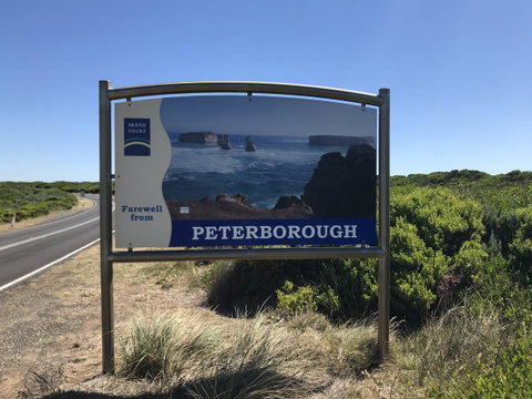 Sunsets On Martyrs Luxury Coastal Beach House Peterborough - Hotel QLD 42