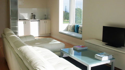 Tintagel - Hotel QLD 6