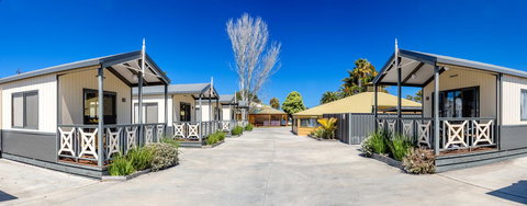 BIG4 Whiters Holiday Village - Hotel QLD 4