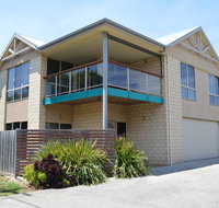 Ocean View Beach house - Hotel QLD
